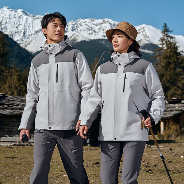三合一冲锋衣